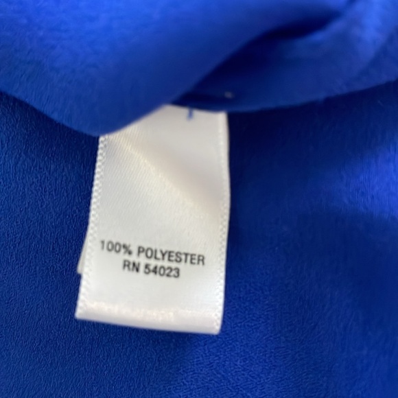 Banana Republic Drapey V-Neck Blouse - Picture 5 of 5